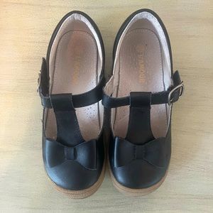 L’amour Mary Jane Shoes with Bow